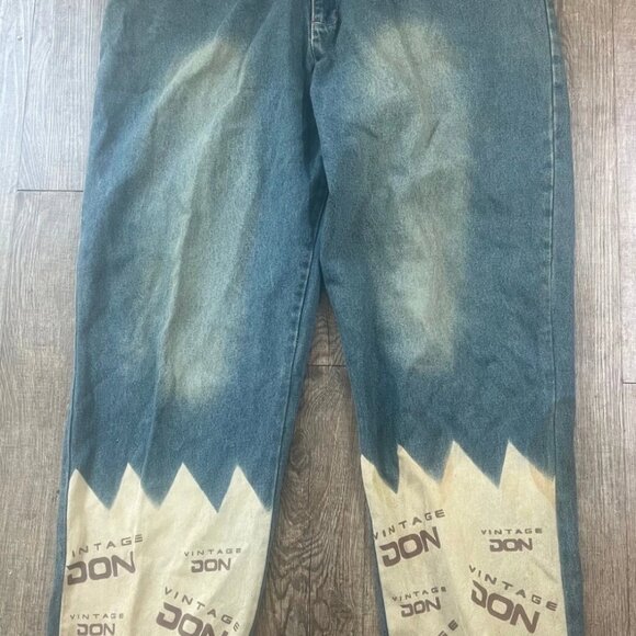 Vintage Don Men's Printed Logo Distress Hem Bootcut Denim Baggy Jeans Size 42 - Picture 1 of 9